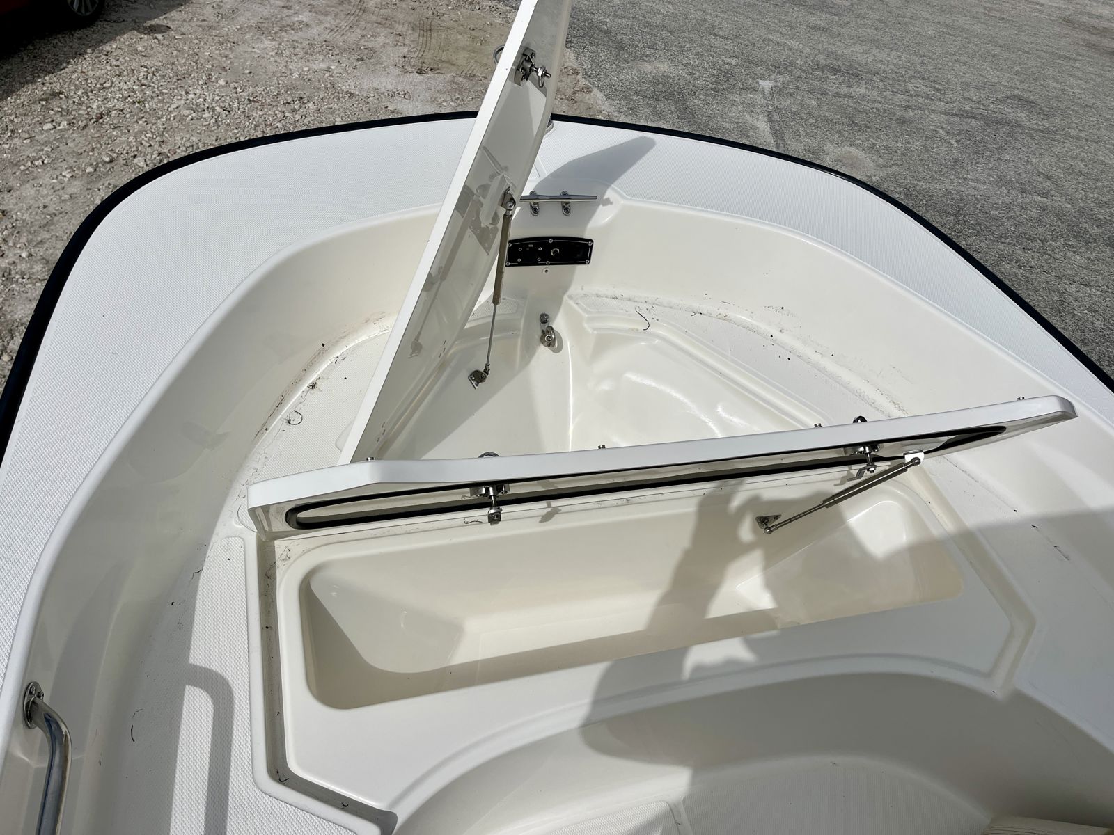 2026 Boston whaler 17MTK-14