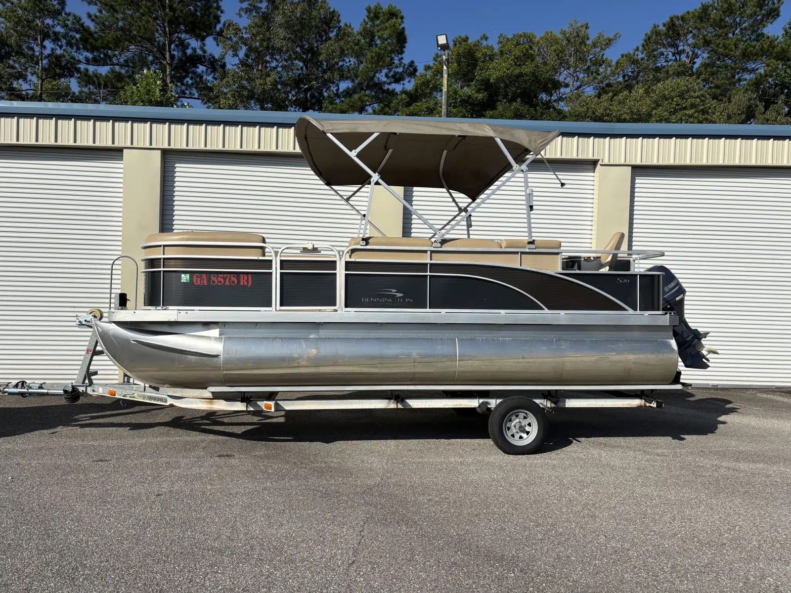 2016 BENNINGTON S20