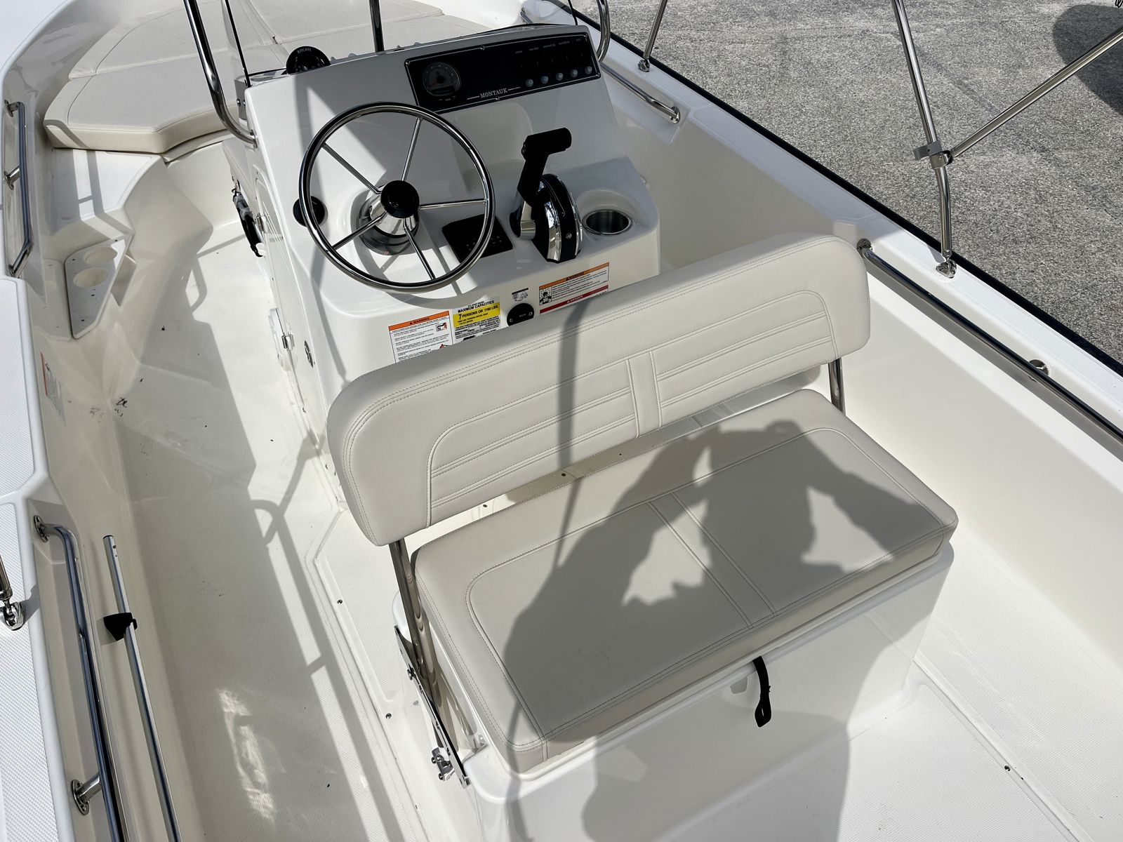 2026 Boston whaler 17MTK-15