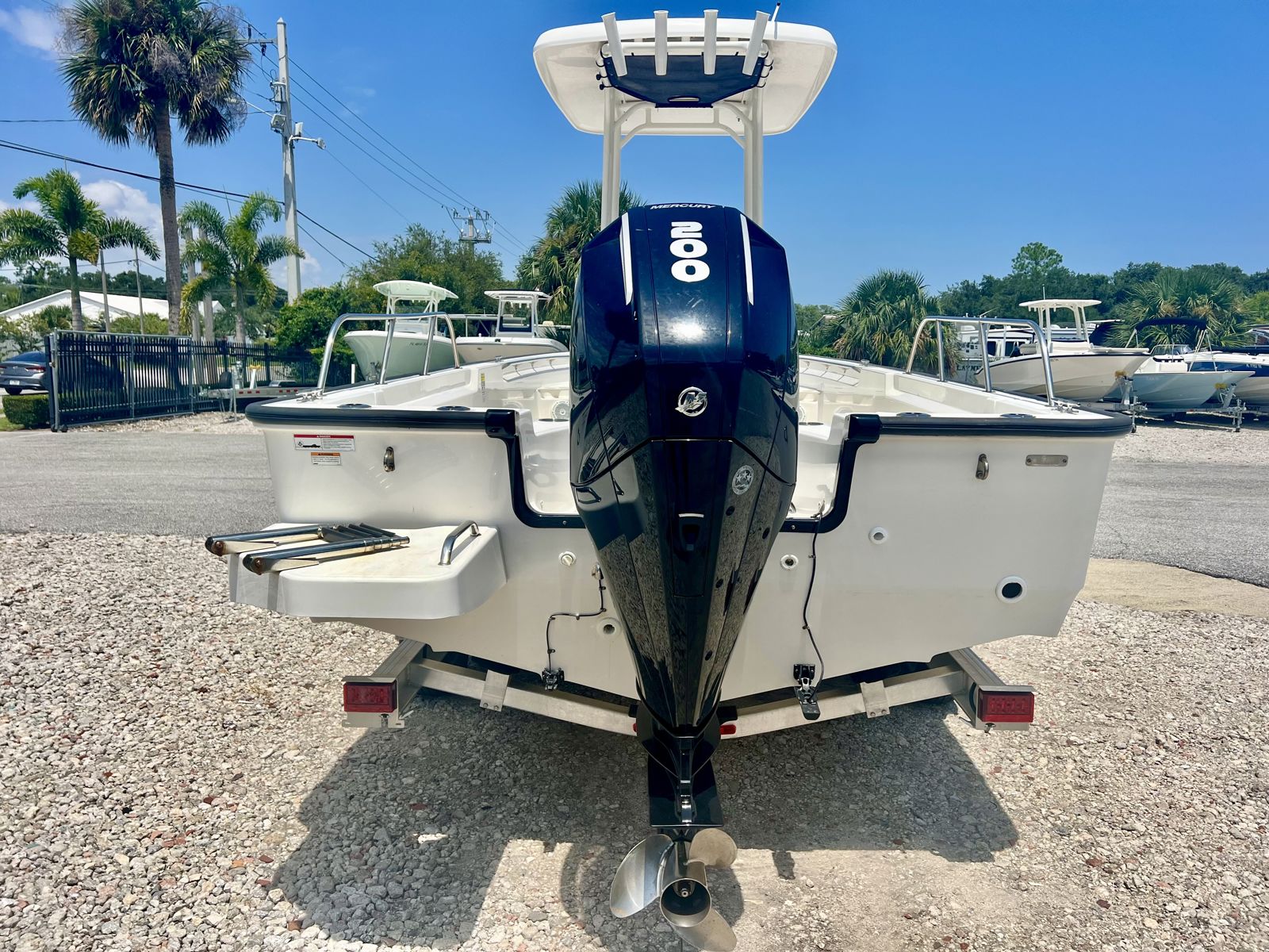 2023 Boston whaler 210 Montauk-7
