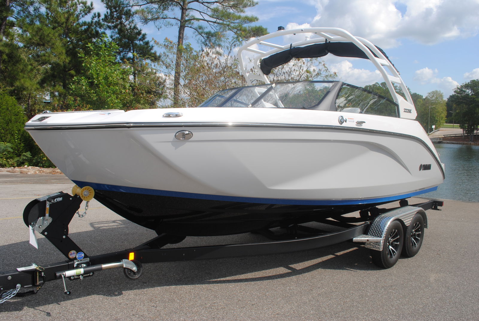 2026 Yamaha 222SE - 2