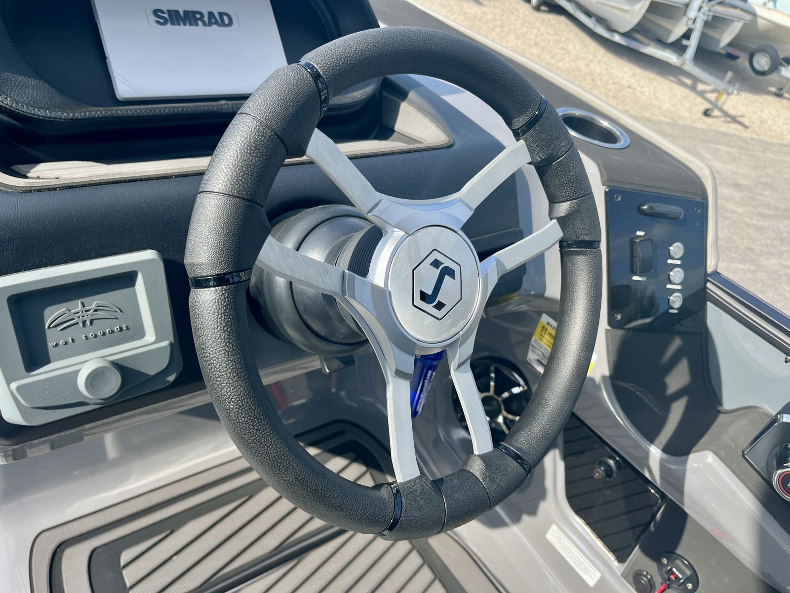 2026 Harris Sunliner 230S-18