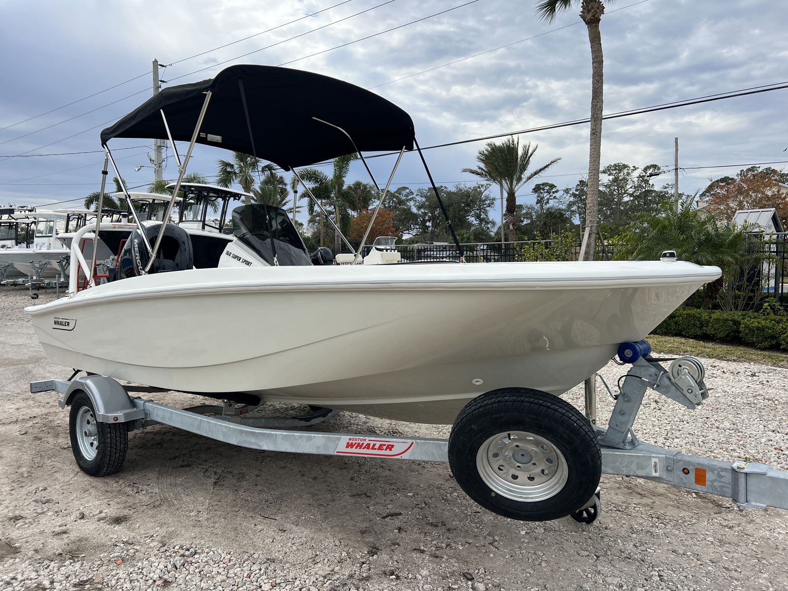 2025 Boston whaler 16SPT-4