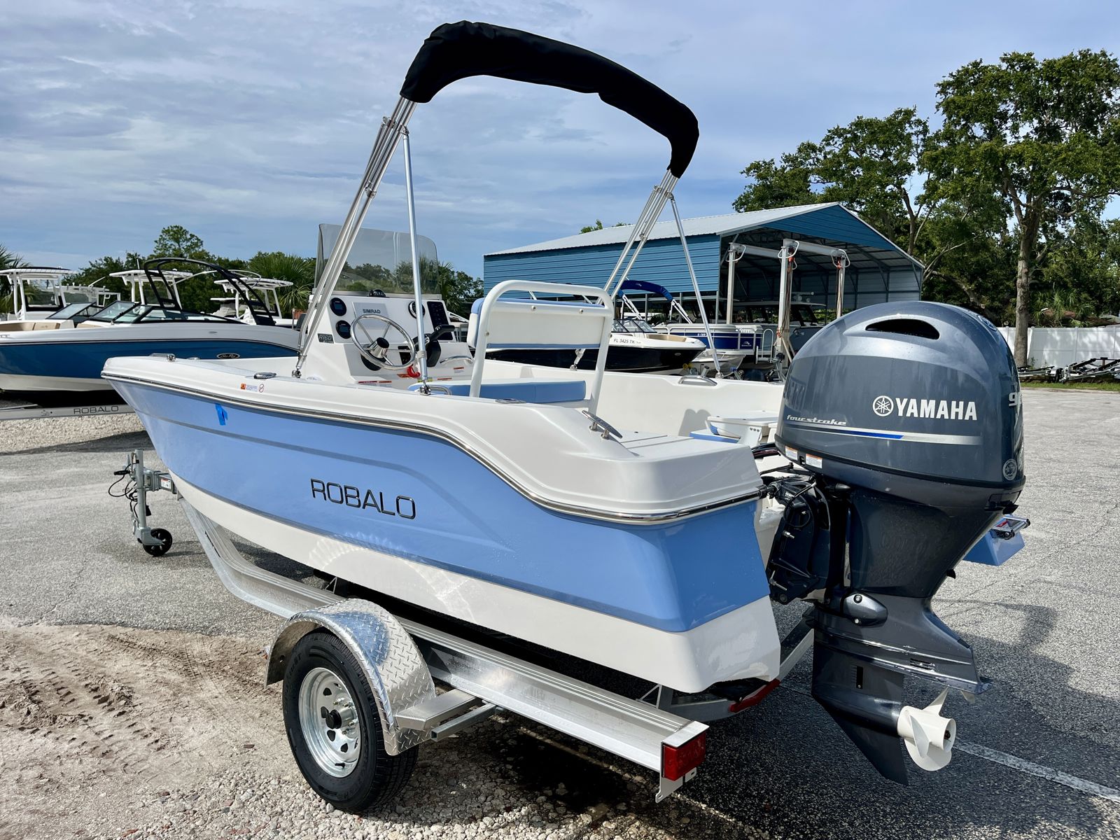 2025 Robalo R160-6