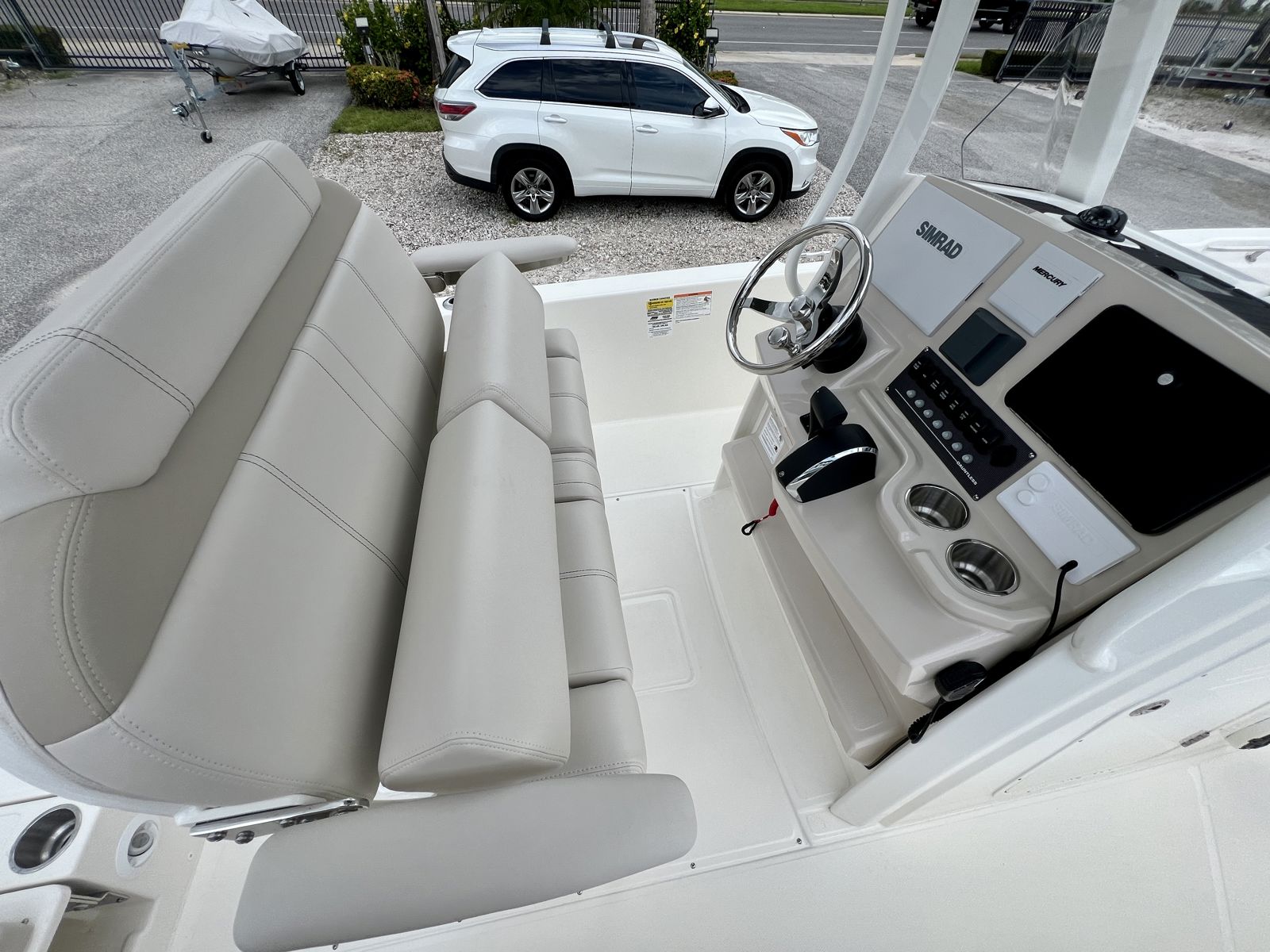 2026 Boston whaler 25DNT-17