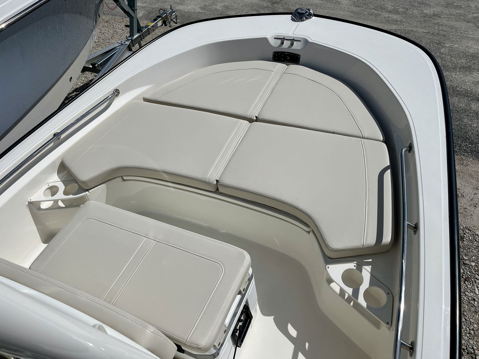 2026 Boston whaler 19 MTK-8